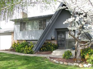 1819 Stevens Dr, Richland, WA 99354