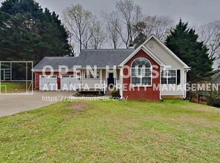 5493 Riverchase Dr, Flowery Branch, GA 30542