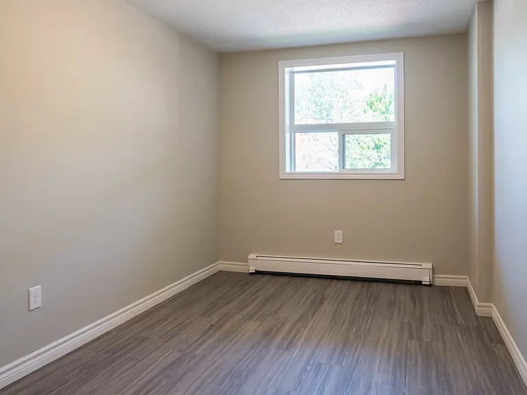 27 Terry Fox Pl — Photo 16