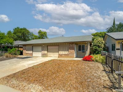 9127 - 9129 Tuolumne Drive, Sacramento, CA, 95826