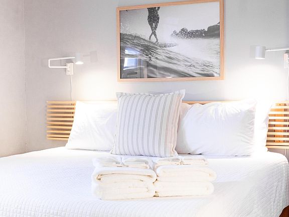 Master bedroom with king sized, highly rated 12" Zinus memory foam mattress