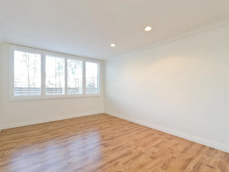 8040 W 83rd St #104 — Photo 24