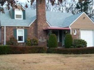 75 Oakland Ave, West Hempstead, NY 11552