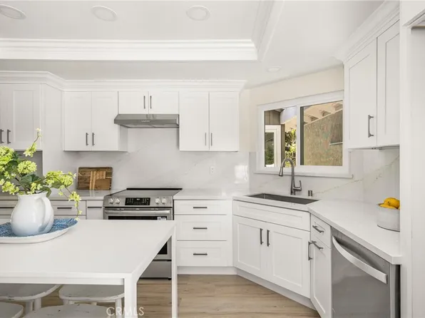 12 Blackswan, Irvine, CA 92604