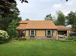 28684 Alycekay Rd, Farmington Hills, MI 48334