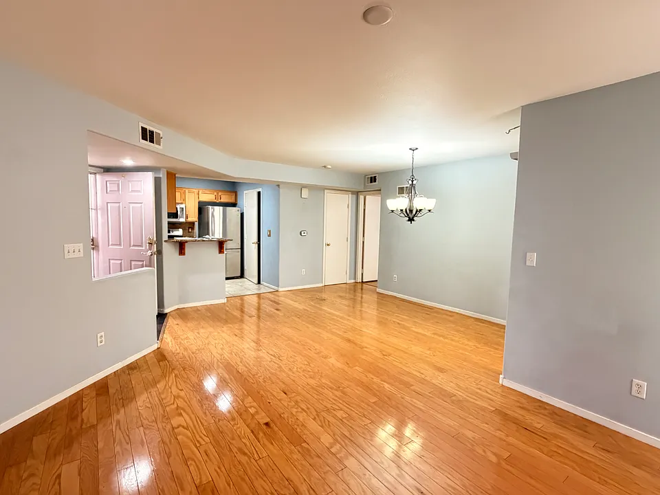 4555 E Sahara Ave #177