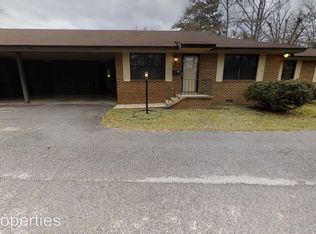 824 S 6th St APT C, Gadsden, AL 35901
