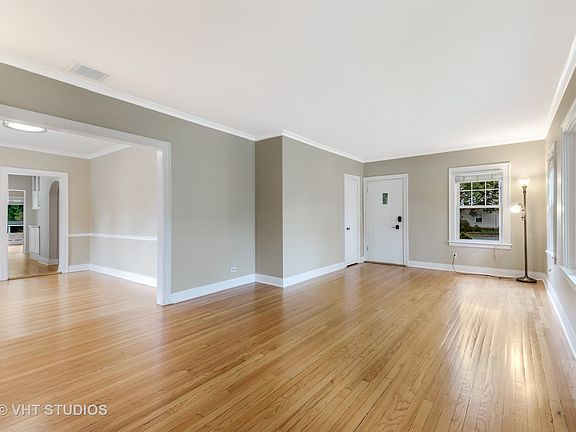 3rd image of 1532 Walters Ave