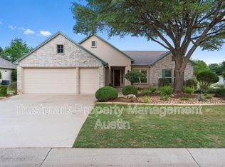 100 Silverbell Cir, Georgetown, TX 78633