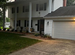 318 S Vine St, Nokomis, IL
