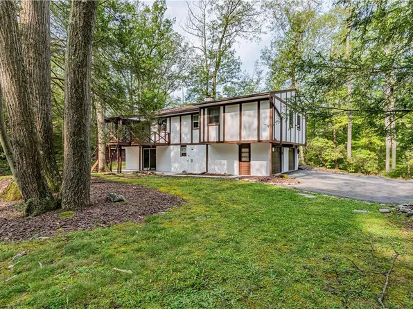 46 Terwilliger Road, Hyde Park, NY 12538