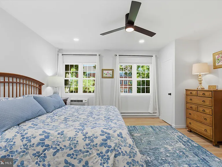 3454 Martha Custis Dr — Photo 18