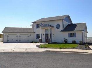835 NW Palouse Vw, Pullman, WA 99163