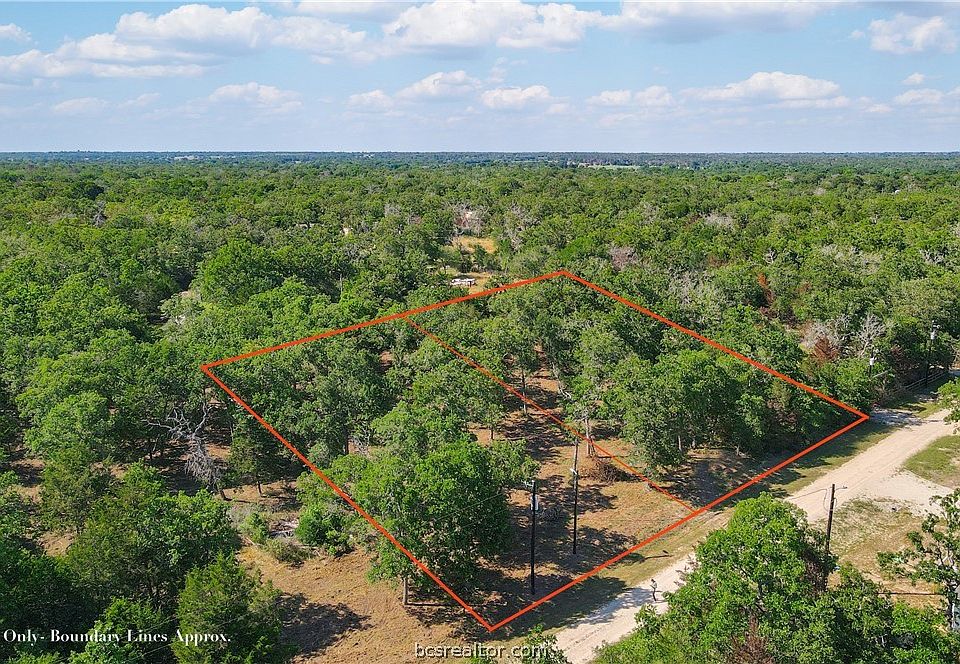 1st image of 433 Whispering Woods Trl