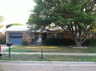 118 W Mae Ave, Floydada, TX 79235