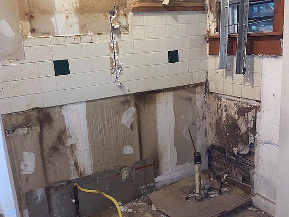 5th image of 4742 Alhambra Ave