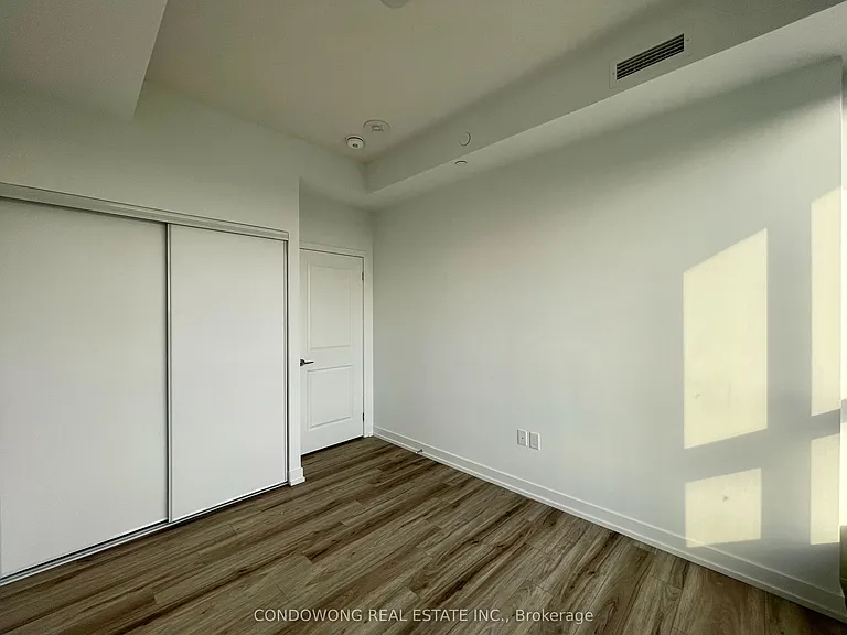 395 Bloor St E #1908 — Photo 8