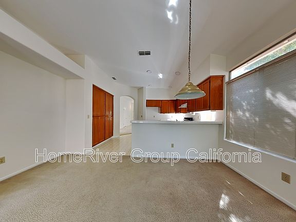 5th image of 8546 Shasta Lily Dr