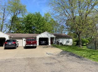 1122 Pittsburg Ave NW, North Canton, OH 44720