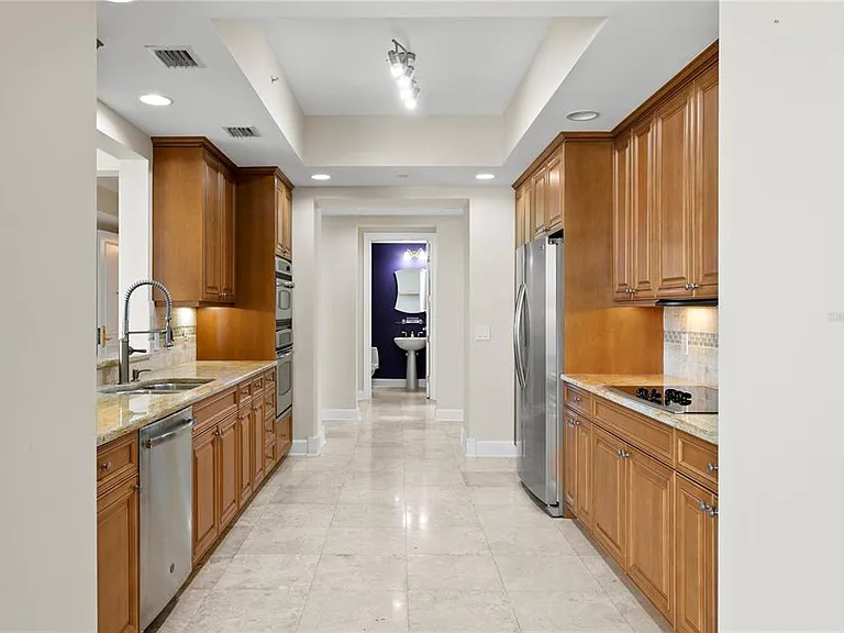 300 Beach Dr NE #1201 — Photo 15