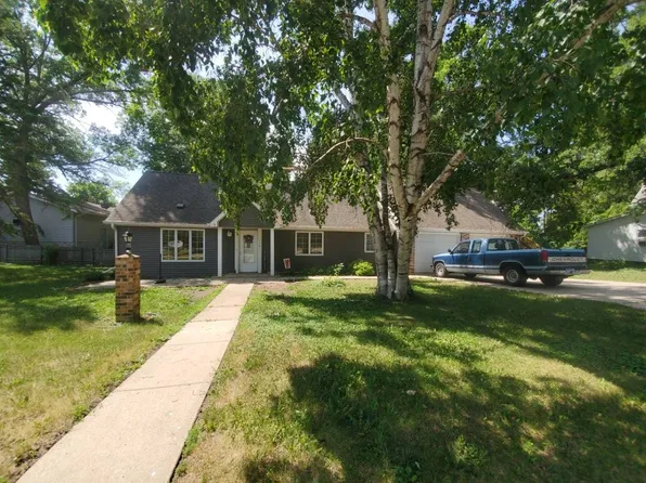 708 Osage St E, Osakis, MN 56360