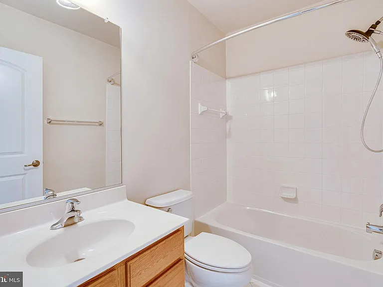 43472 Hopestone Ter — Photo 23