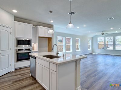 943 Creek Bed Dr, New Braunfels, TX, 78130