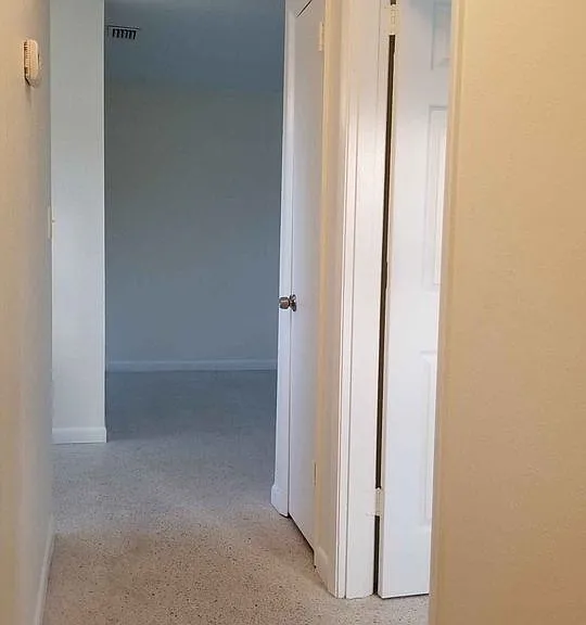 617 Joel Blvd #B — Photo 14