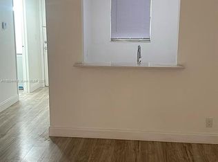 18101 NW 68th Ave APT E103, Hialeah, FL 33015