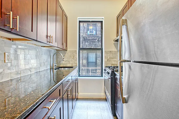 Rented by Douglas Elliman | media 25