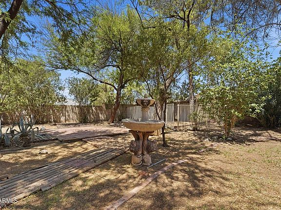3rd image of 19050 N 30TH Place