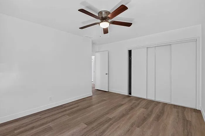 421 Webster St — Photo 25
