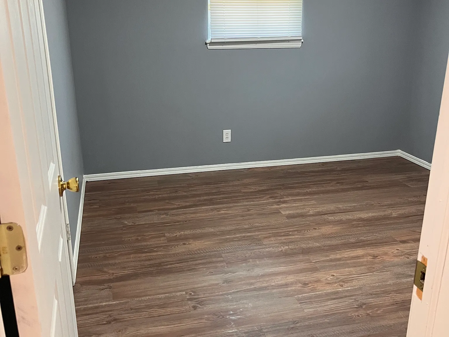 3 bed, 1210 sqft, $1,300 — Photo 2