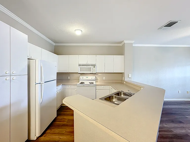 3593 Conroy Rd — Photo 4