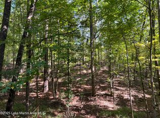 9 Pineview Ln, Dadeville, AL 36853