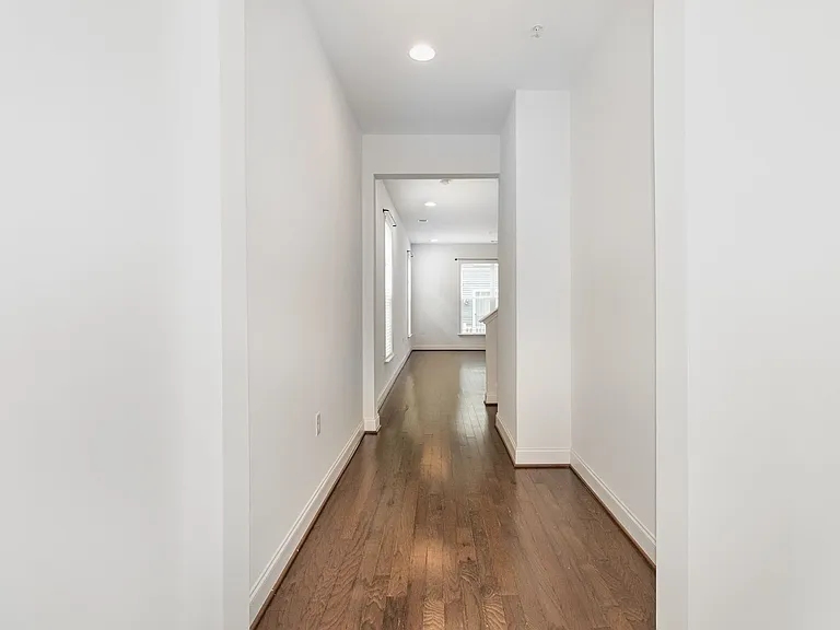 3257 Lark Way — Photo 3