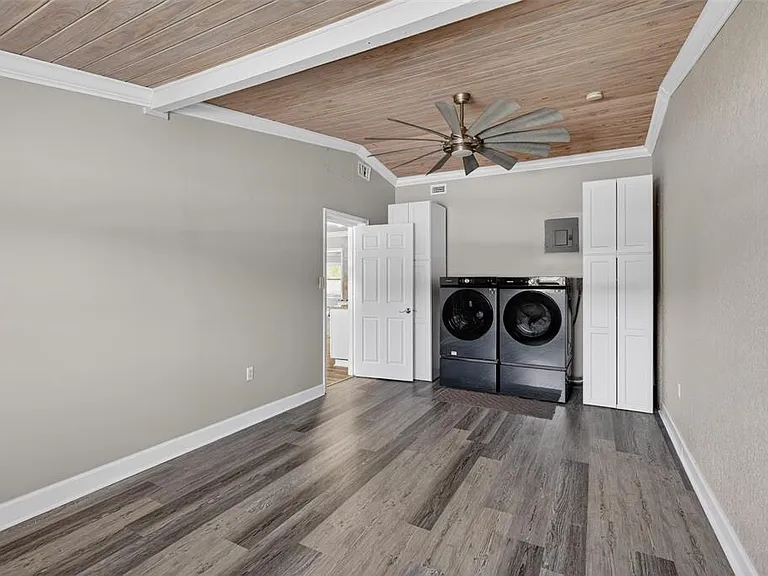 1330 S Shore Dr — Photo 15