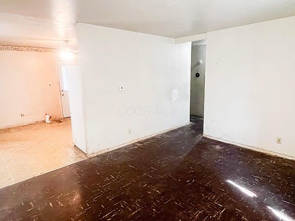 5th image of 2676 Shelly Dr