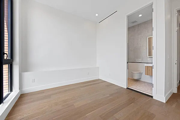 Rented by Doorway NYC, LLC | media 20