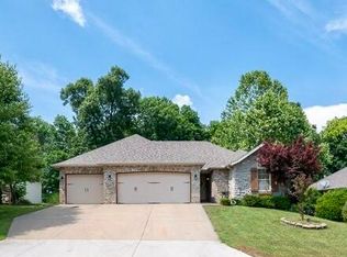 5547 S Lexington Ave, Springfield, MO 65810