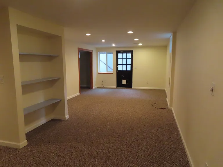 870 Waite Dr — Photo 28