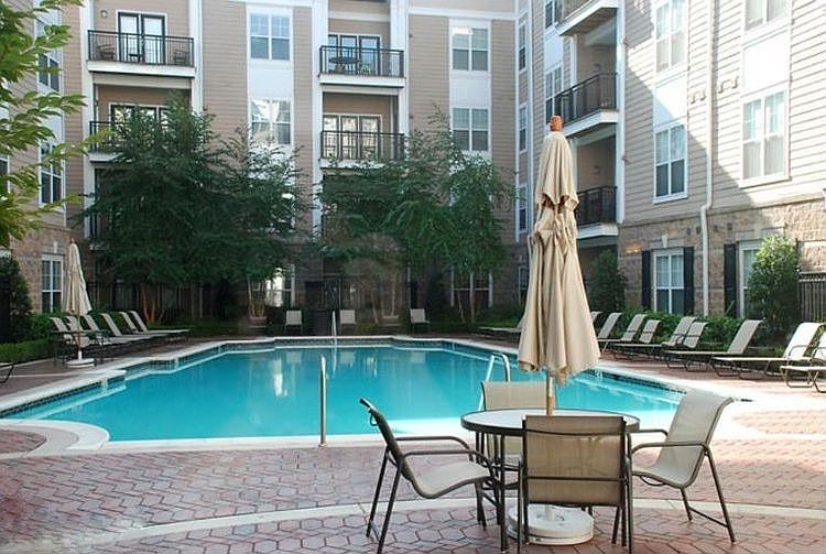 1st image of 501 Hungerford Dr APT 152