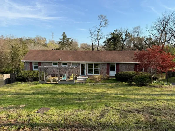 2212 Craigmeade Cir, Nashville, TN 37214