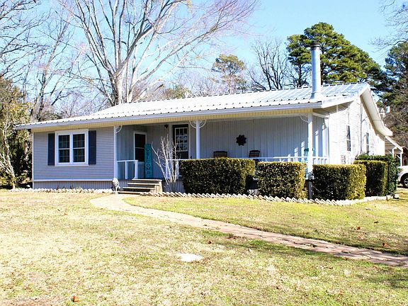 2nd image of 4039 County Road 3470 SE