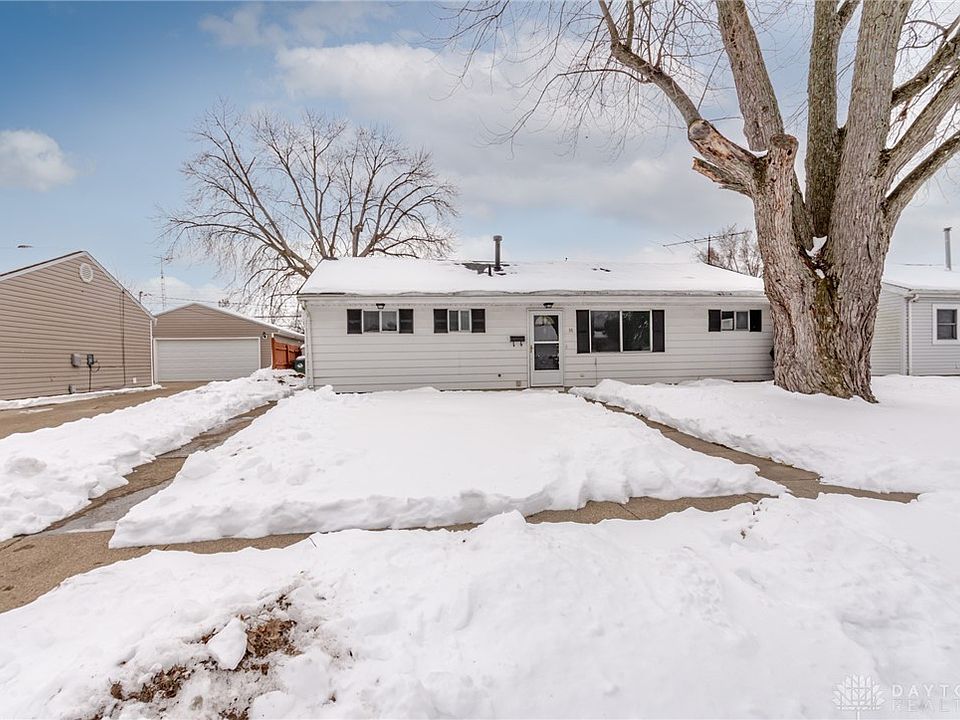 1st image of 38 Lindway Dr