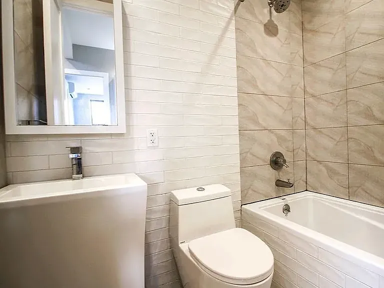 220 Himrod St #2L — Photo 7