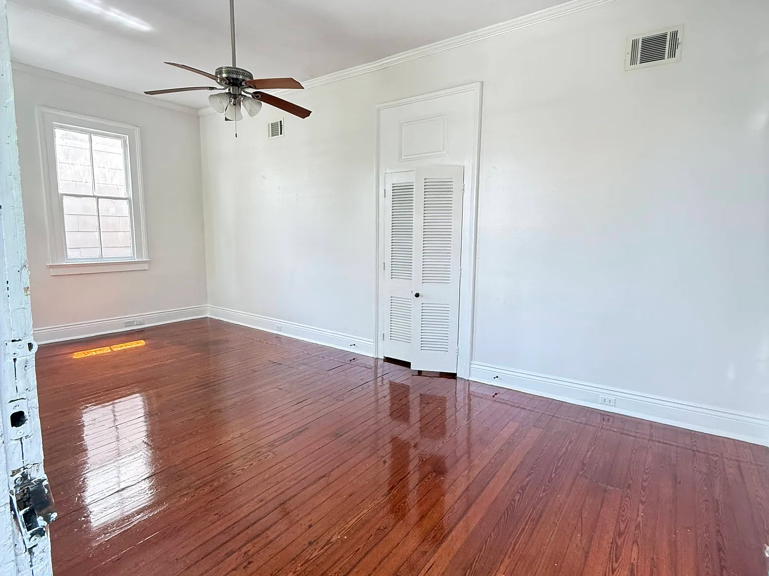 4018 Coliseum St — Photo 4