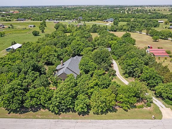 2nd image of 4075 Saint Croix Dr