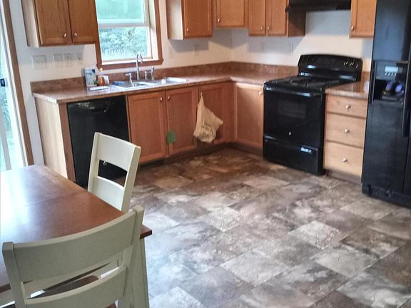5th image of 2789 64th St