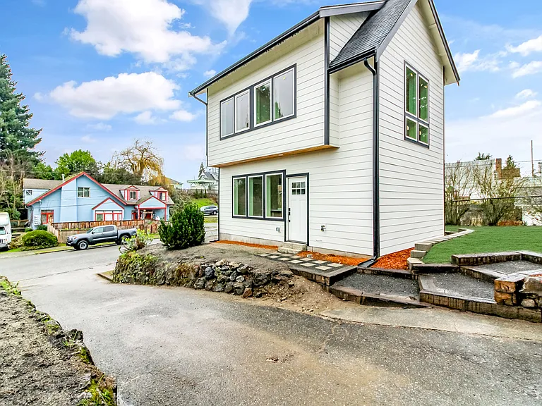 1117 Veneta Ave — Photo 21